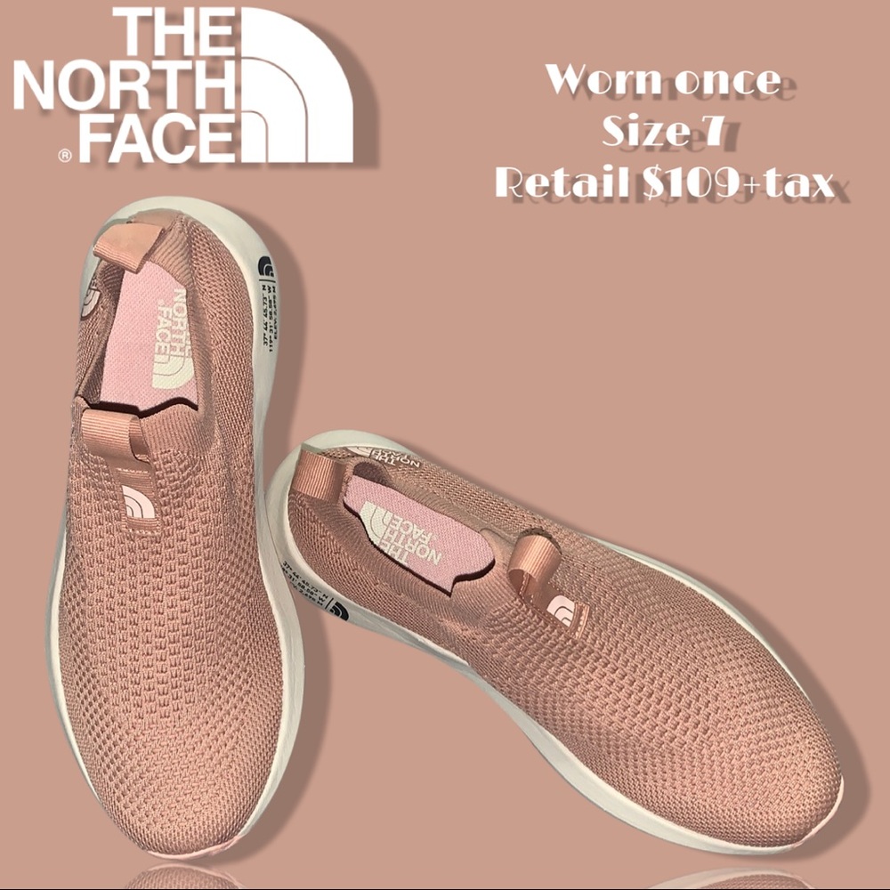 Recovery II Water Repellent Slip-On Knit Sneaker
THE NORTH FACE size 7